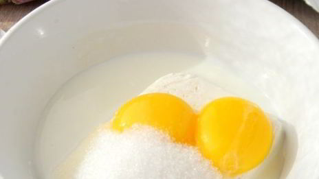 творожно-кокосовая запеканка с ягодами