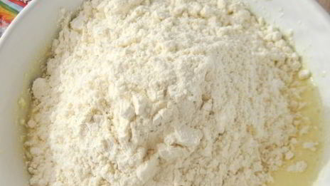 творожно-кокосовая запеканка с ягодами