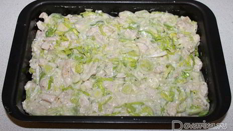 запеканка из курицы под слоеным тестом