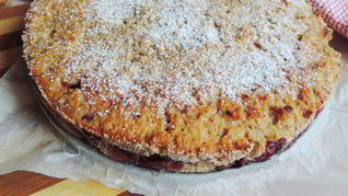 Запеканка манная с вишней