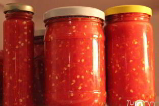 Аджика из болгарского и острого перцев