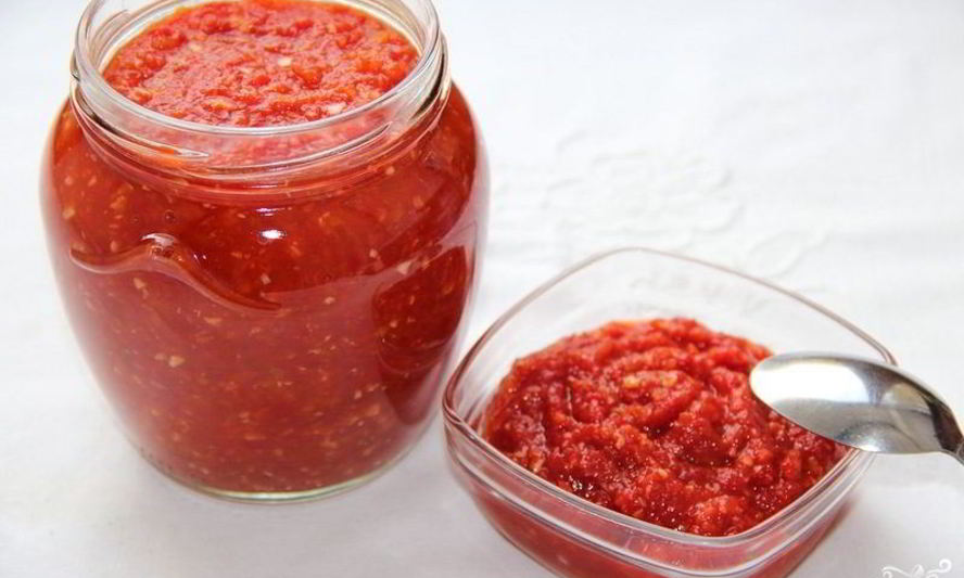 Рецепт аджика из перца и чеснока