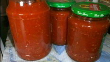 аджика с хреном и помидорами