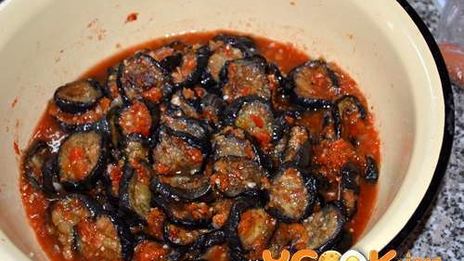 баклажаны в аджике