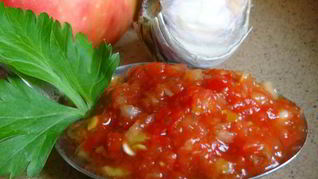 Домашняя аджика из кабачков с перцем