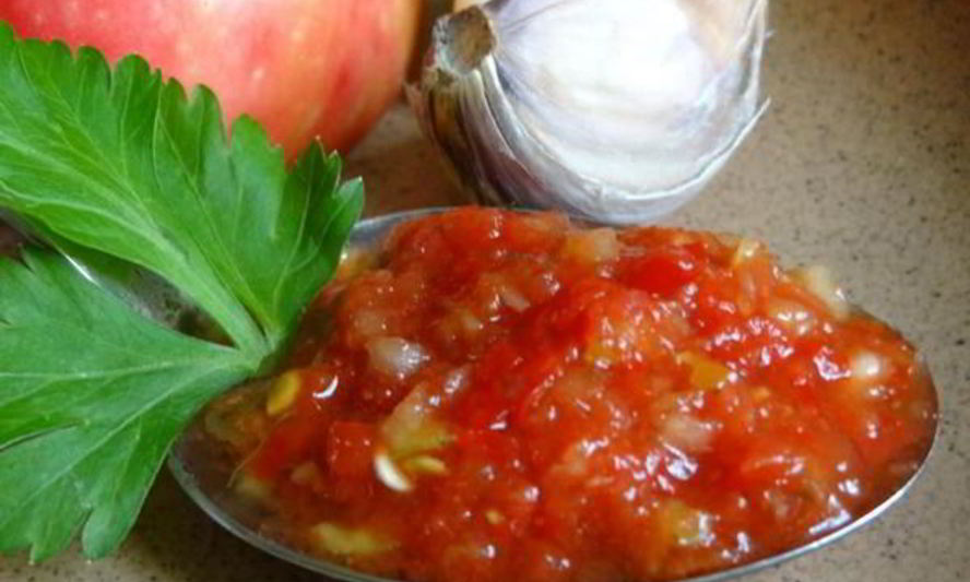 Рецепт домашняя аджика из кабачков с перцем