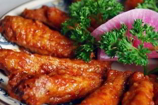 Куриные крылышки с аджикой в мультиварке