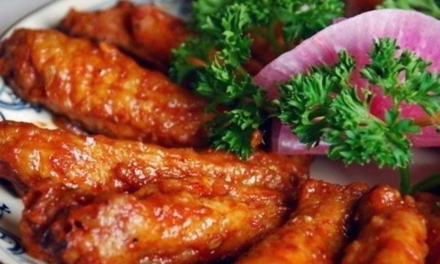 Рецепт куриные крылышки с аджикой в мультиварке