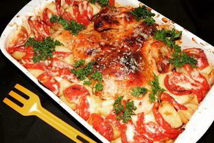 Курица в аджике с овощами