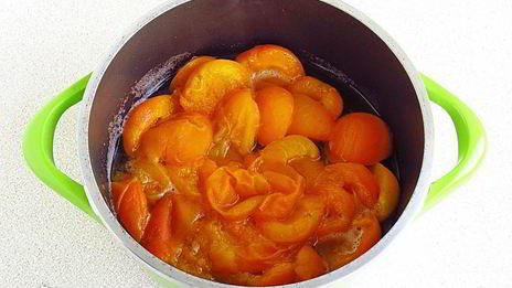 джем из абрикосов в яблочном соке