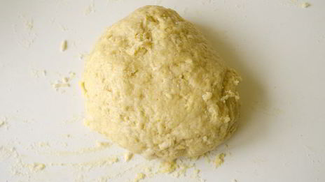 кростата с абрикосовым джемом