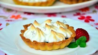 Песочные корзинки с джемом