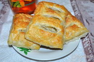 Полоски с джемом из слоеного теста