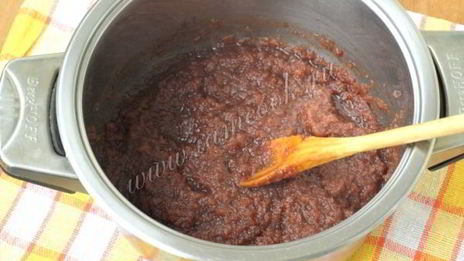 шоколадно-яблочный джем