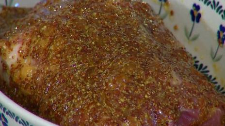 свинина, запеченная в апельсиновом джеме с горчицей