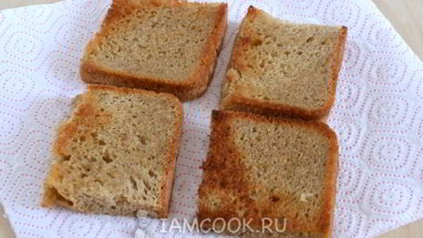 тосты с арахисовым маслом и джемом