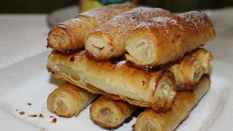 трубочки с ананасовым джемом