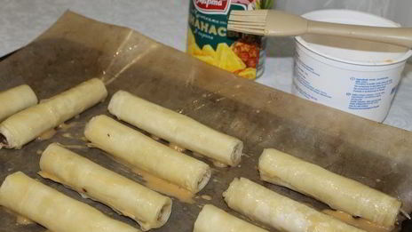 трубочки с ананасовым джемом