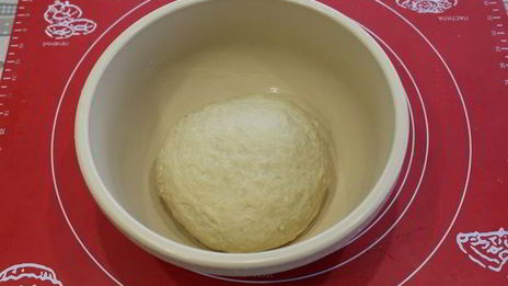 ванильные сдобные булочки с джемом