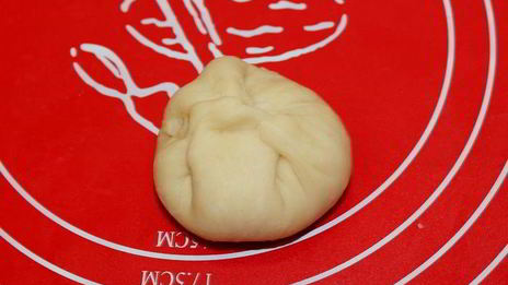 ванильные сдобные булочки с джемом