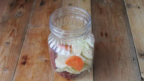 капуста на зиму со свеклой и морковью