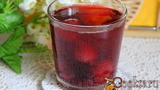 Фруктово-ягодный компот