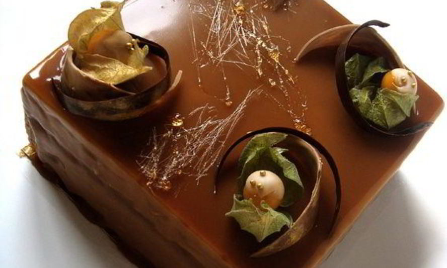 Рецепт карамельный муссовый торт с компотом из абрикоса и фундуком