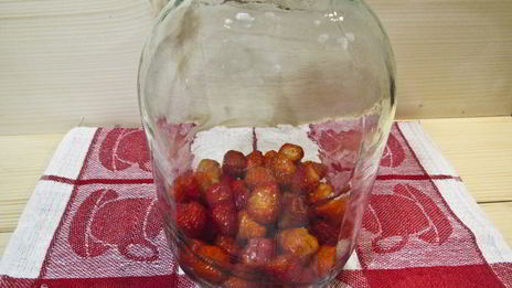 клубничный компот на зиму