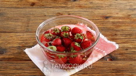 клубничный компот с лимонной кислотой на зиму