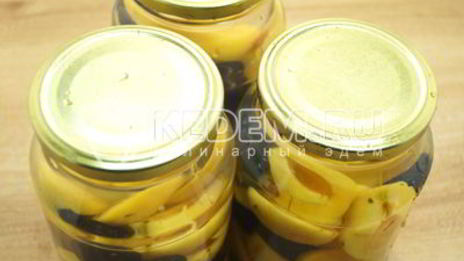 компот из абрикосов и черешни на зиму