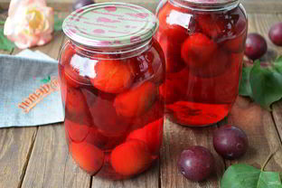 Компот из алычи