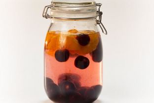 Компот из черешни с мандаринами