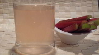 Компот из ревеня