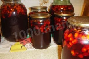 Компот из яблок и черноплодной рябины на зиму