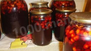 Компот из яблок и черноплодной рябины на зиму