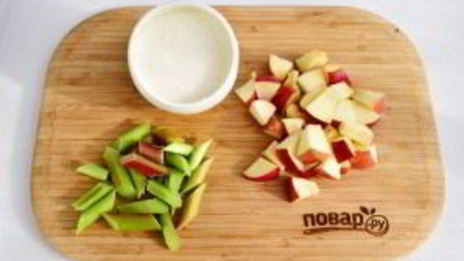 компот с ревенем и яблоками