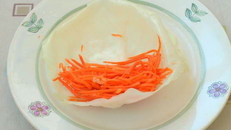 квашеные капустные рулетики с морковью