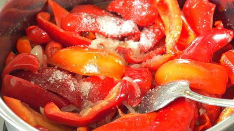 лечо из болгарского перца и помидоров на зиму