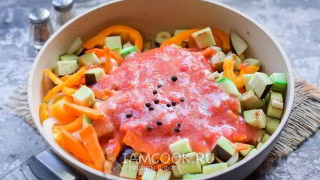 лечо из кабачков и баклажанов