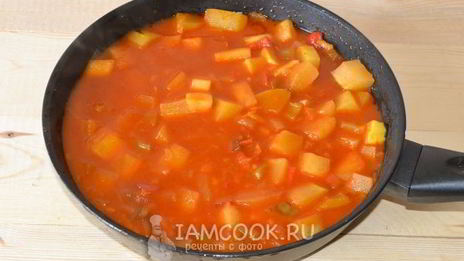 лечо из кабачков с томатной пастой