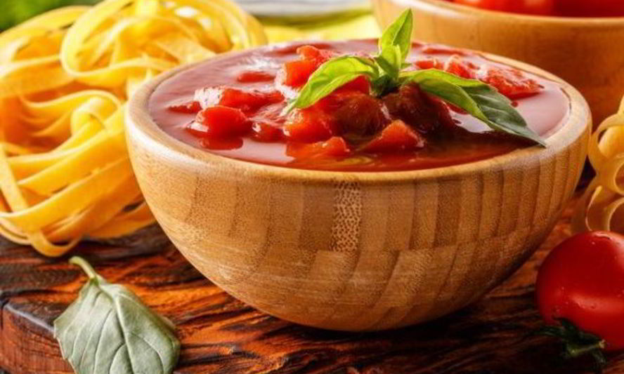 Рецепт острое лечо по-домашнему с луком и чесноком