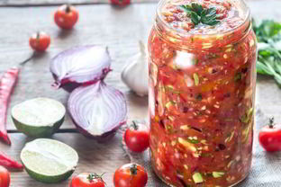 Пряное лечо на зиму