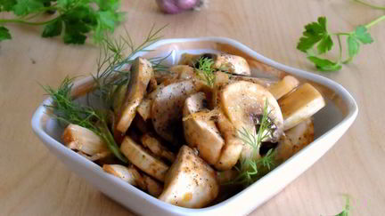 Маринованные шампиньоны