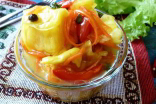 Маринованная капуста с куркумой