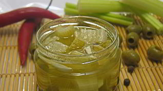 Маринованный сельдерей