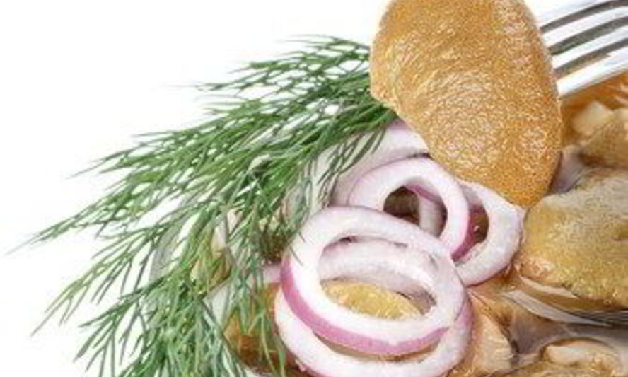 Рецепт маринованные шляпки шампиньонов с белом вине и фенхеле