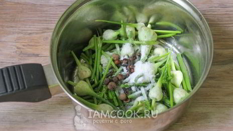 маринованные стрелки чеснока