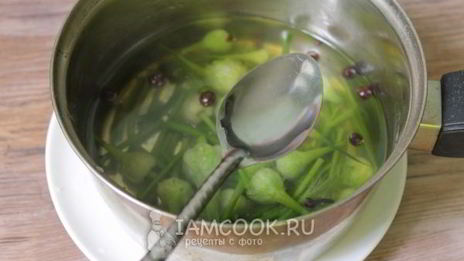 маринованные стрелки чеснока