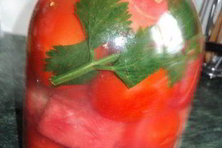 Помидоры маринованные с арбузом