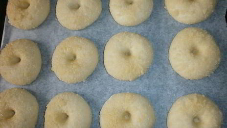 булочки с повидлом и штрейзелем